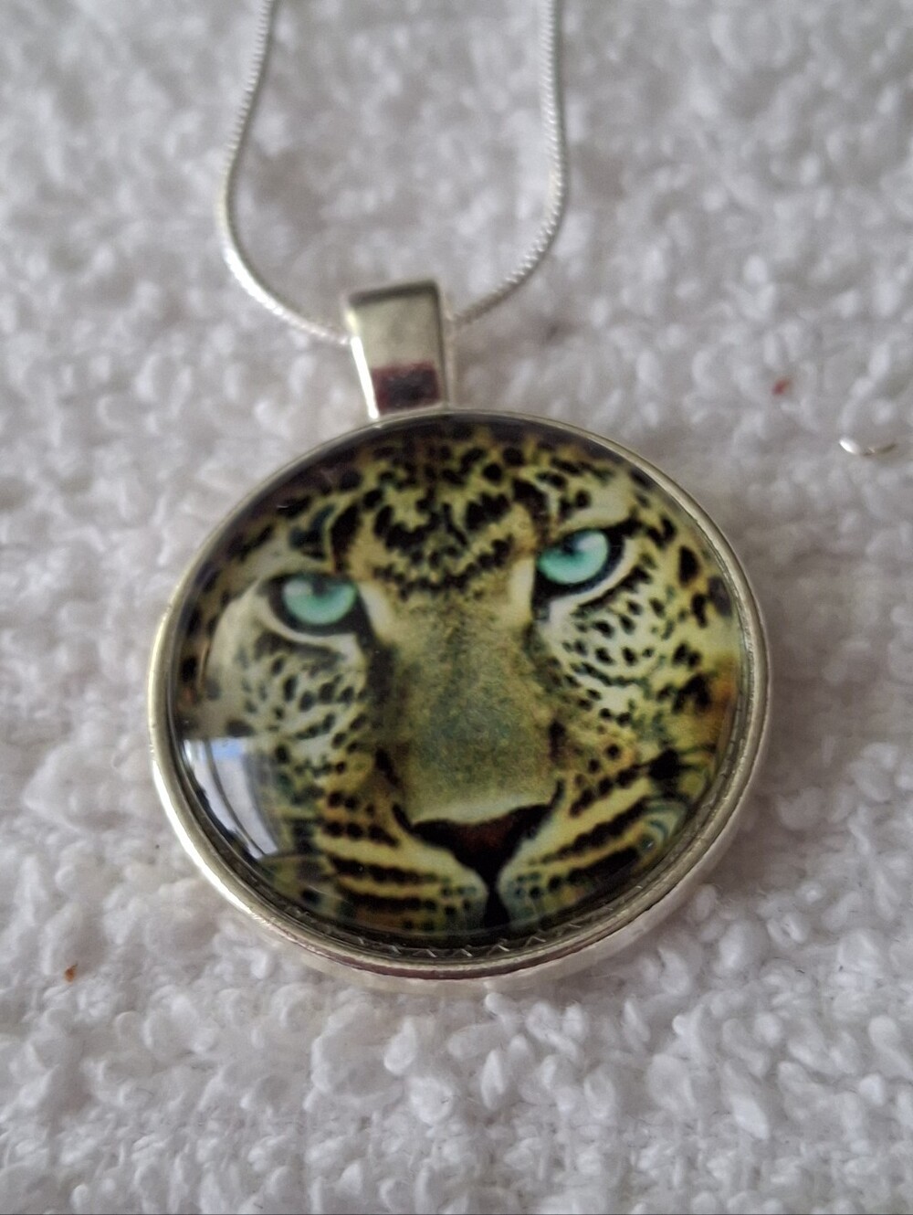 Leopard Face Glass Pendant 18" Necklace in Green and Gold